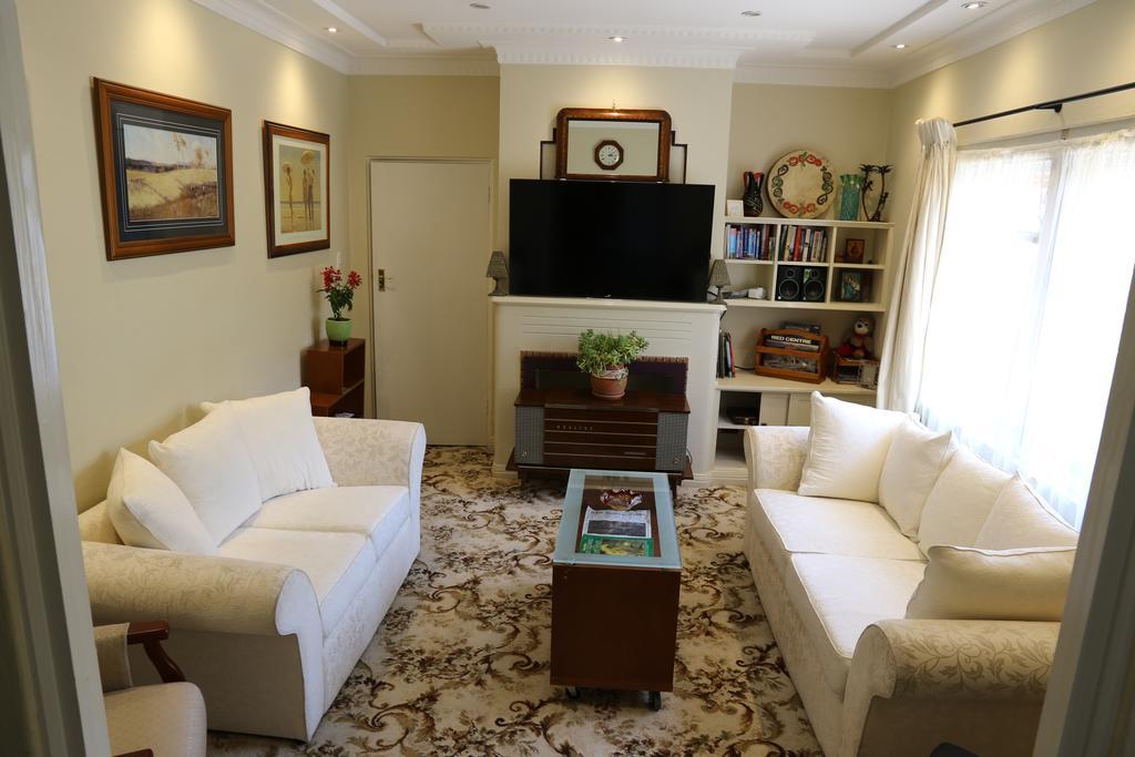 The Evergreen Bed And Breakfast Canberra Kültér fotó
