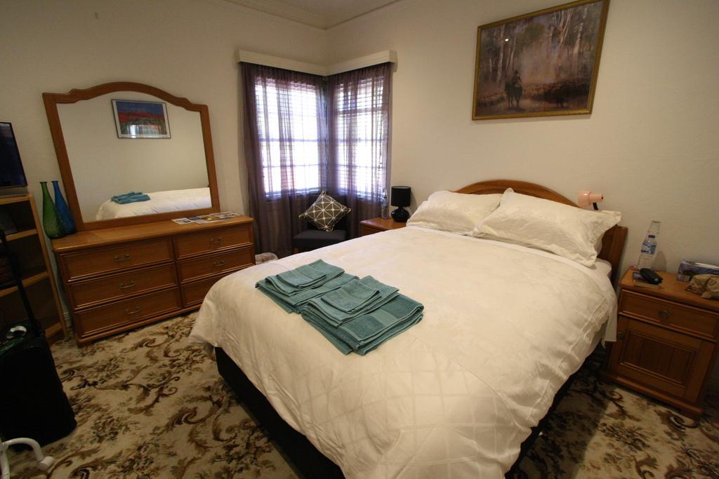The Evergreen Bed And Breakfast Canberra Kültér fotó