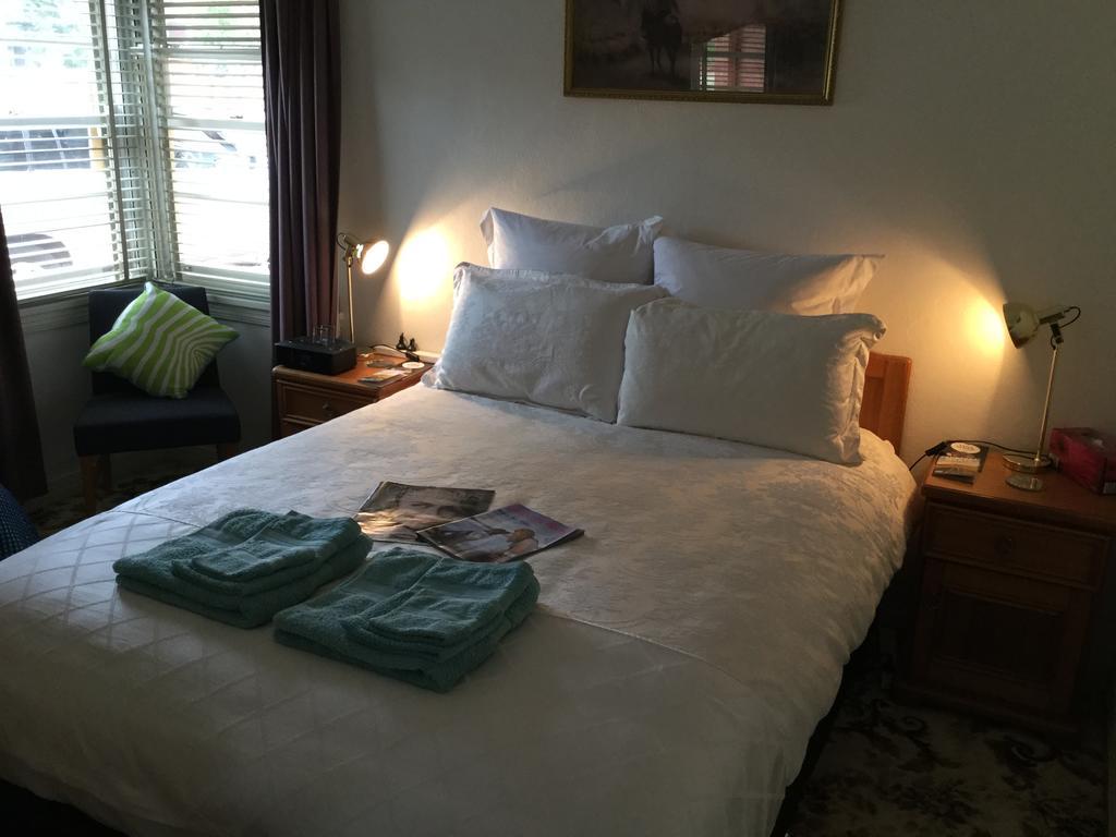 The Evergreen Bed And Breakfast Canberra Kültér fotó