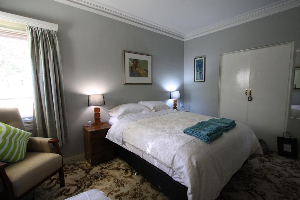 The Evergreen Bed And Breakfast Canberra Kültér fotó