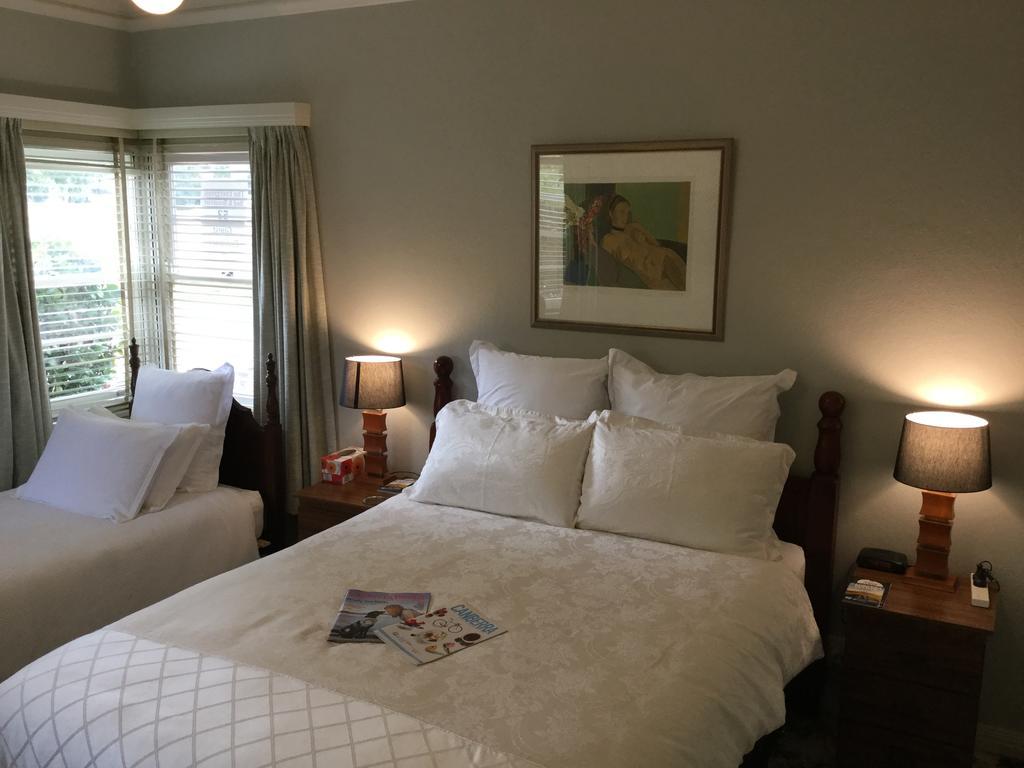 The Evergreen Bed And Breakfast Canberra Kültér fotó