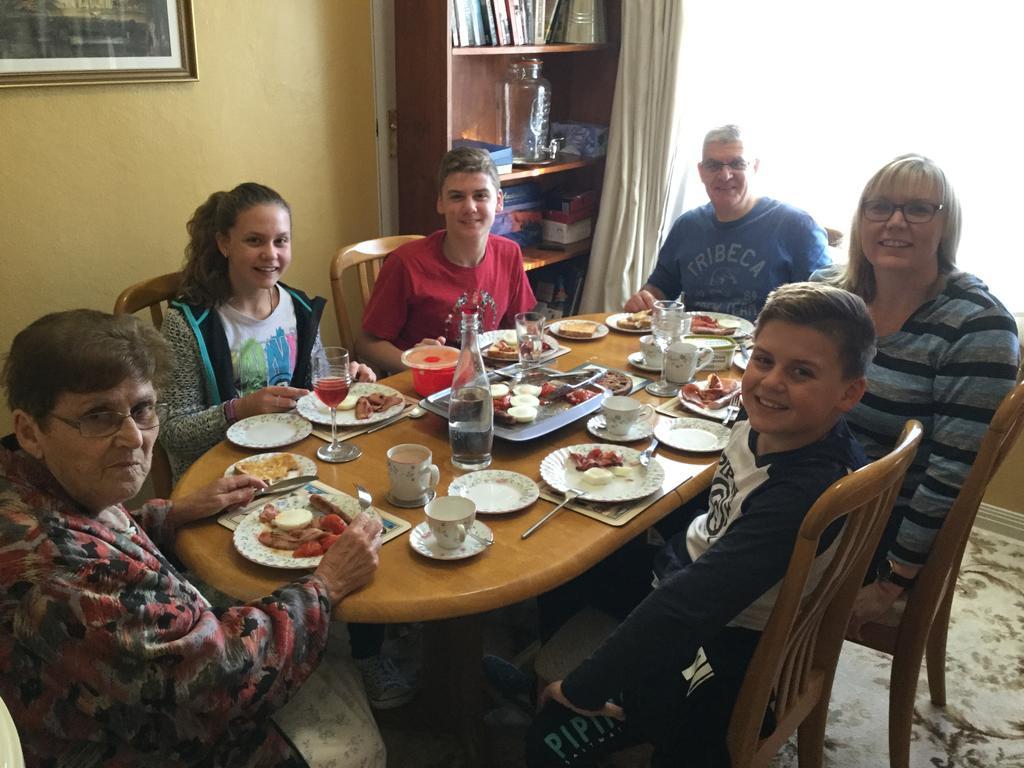 The Evergreen Bed And Breakfast Canberra Kültér fotó