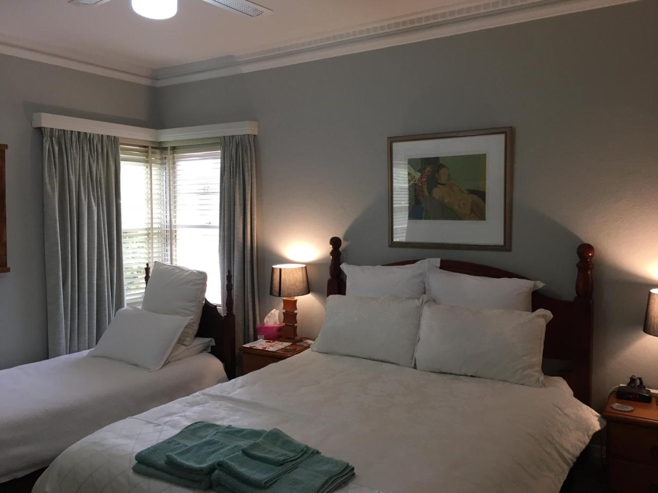 The Evergreen Bed And Breakfast Canberra Kültér fotó